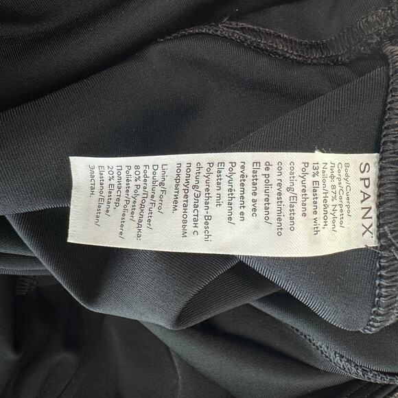 Spanx Faux Leather Look Black Leggings Size XL holiday dancing with boots - Picture 7 of 9